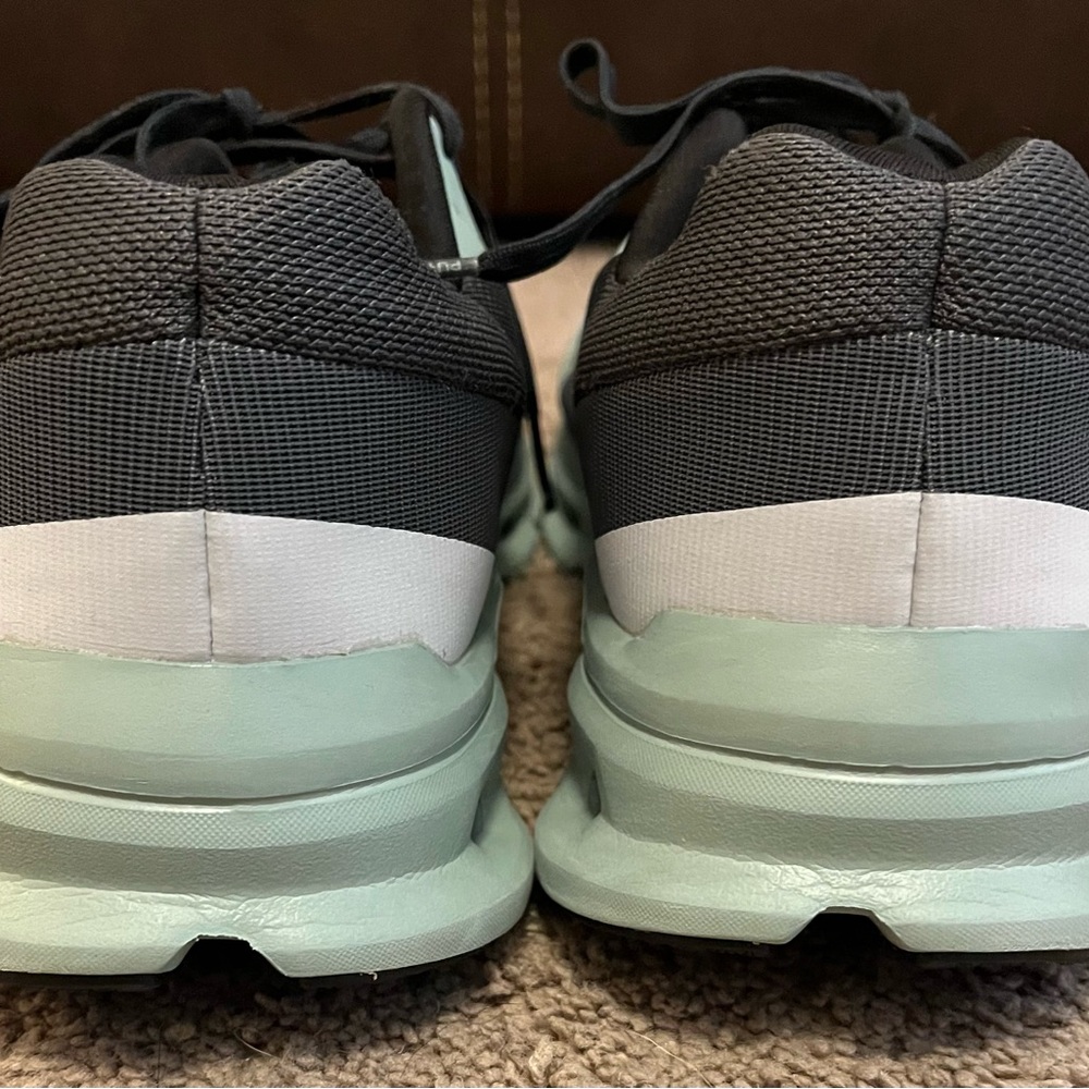 On Cloudrunner Men's Size 10 Alloy Moss Lace Up Athletic Running 46.99021 VGUC - Picture 3 of 8